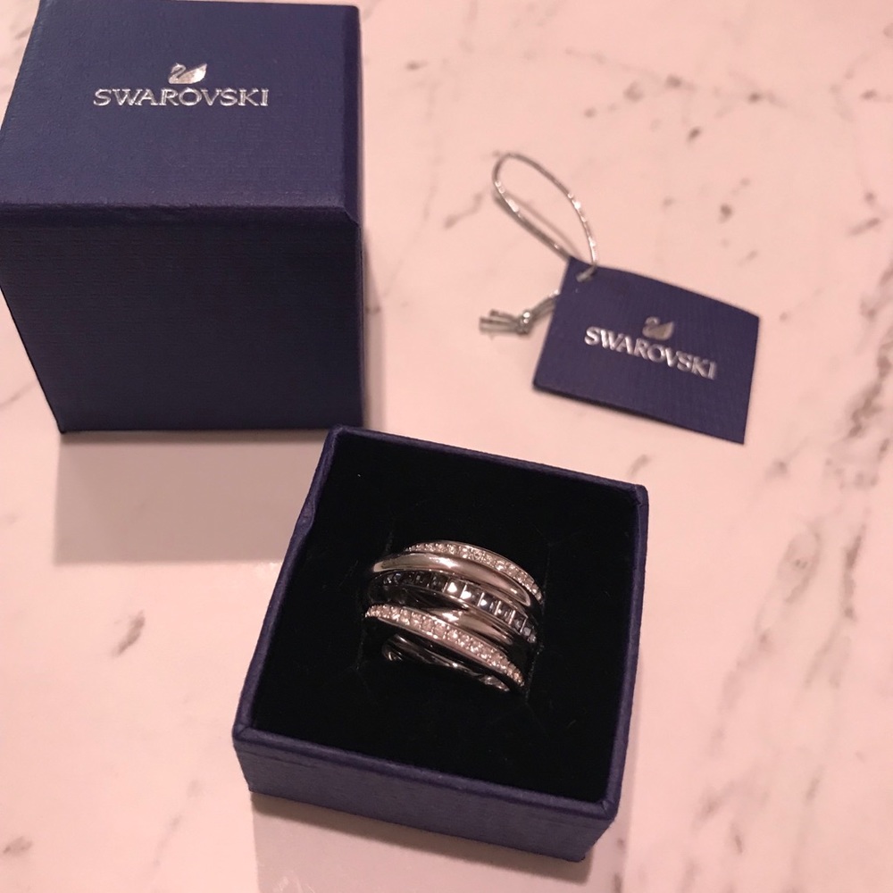 Silver Swarovski ring